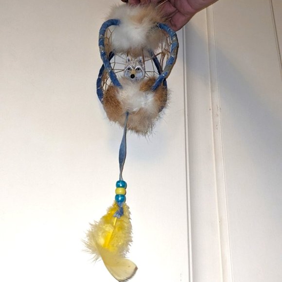 Orb Handmade Native American Dreamcatcher with Wolf - Picture 3 of 6